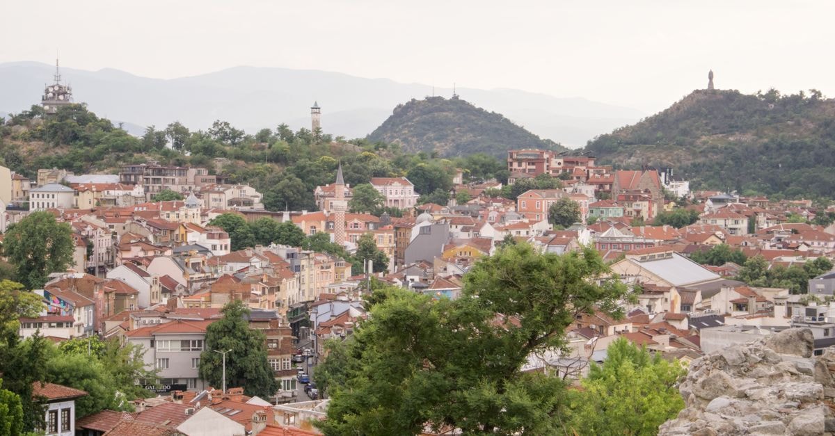 Atlas City Center Hotel in Prilep: A Modern Stay on Goce Delchev Blvd. Explore the charming architecture and historic sites of Plovdiv's old town with hills in the backdrop.