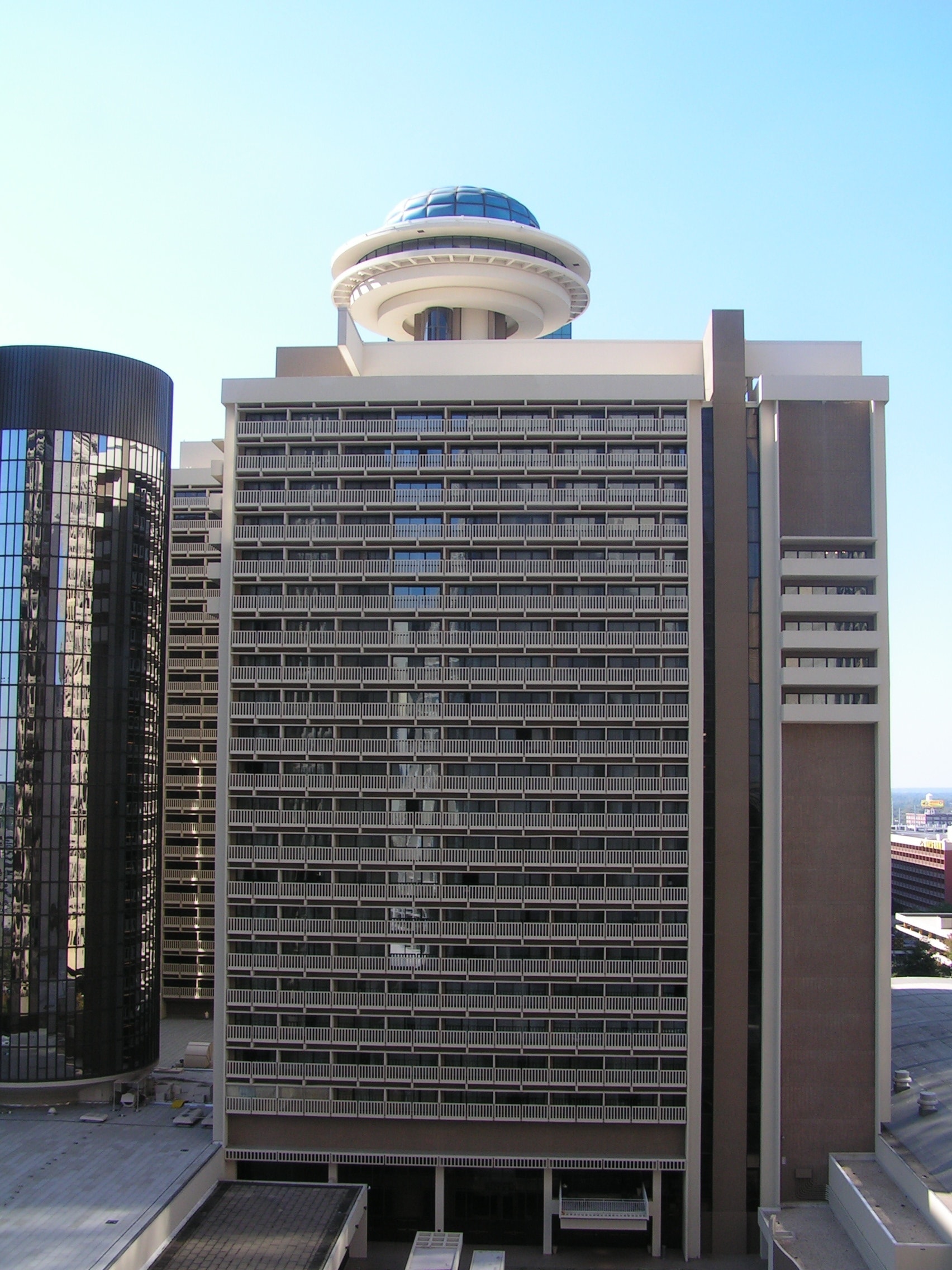 Hyatt Regency Atlanta in Atlanta: The World’s First Atrium Hotel on Peachtree Street Hyatt regency atlanta side.jpg