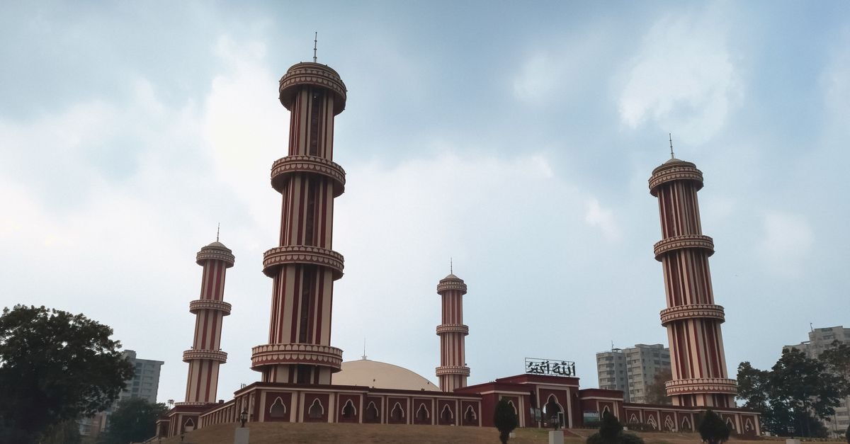 Mirpur Khas Travel Guide: Planning Tips, Costs and Things to Do Stunning view of the Army Central Mosque showcasing intricate Islamic architecture in Dhaka.