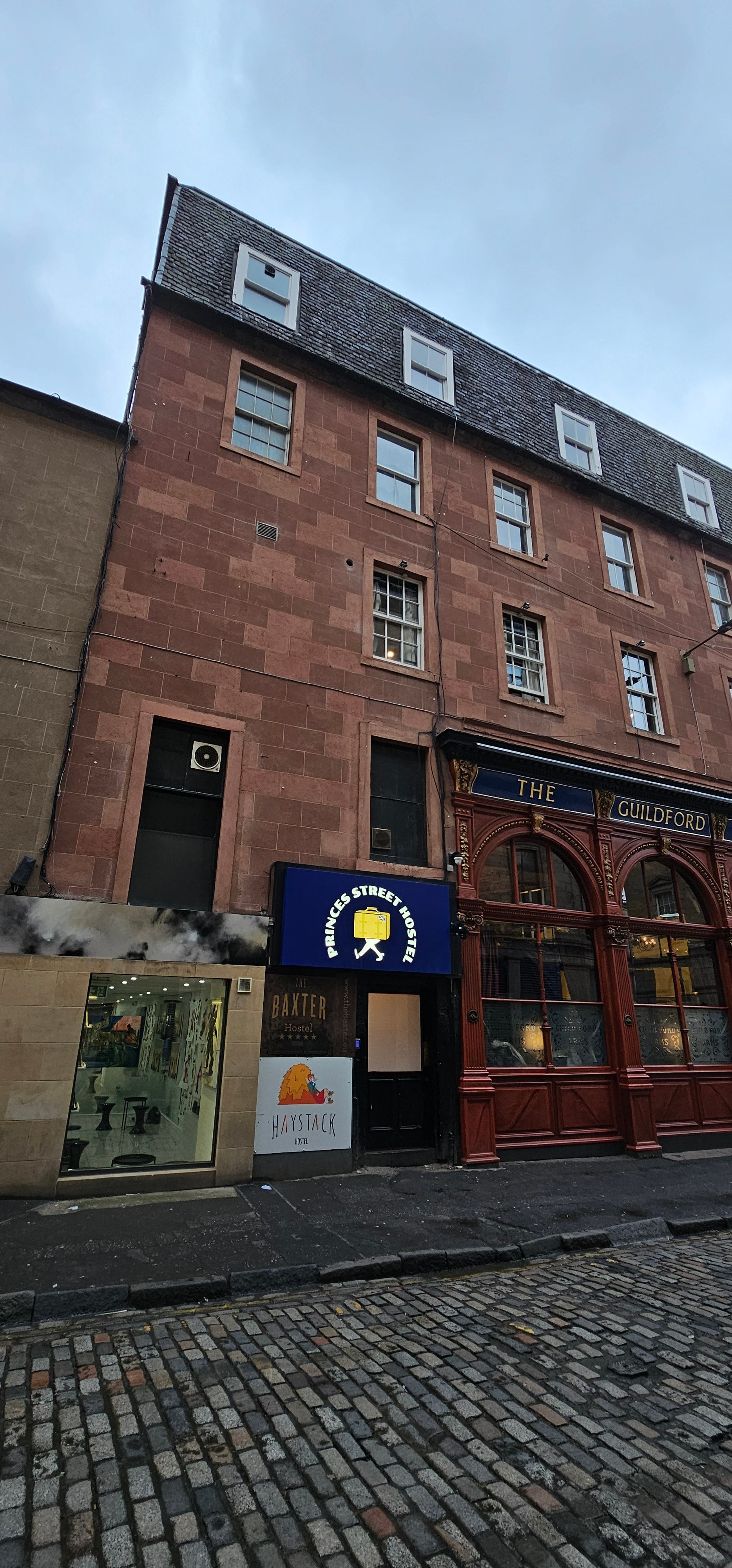 Princes Street Hostel.jpg