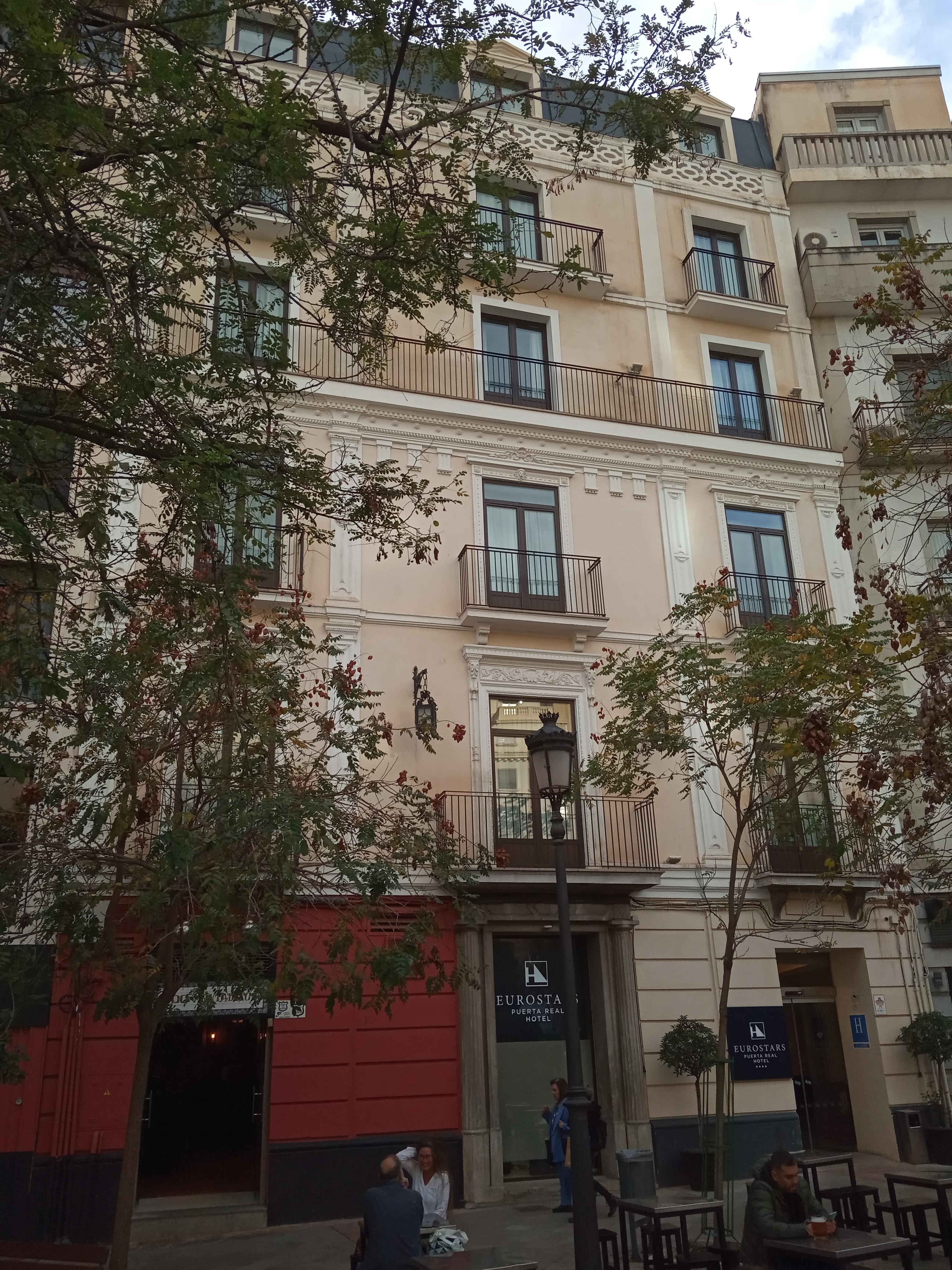 Granada Calle Acera del Darro 24 Eurostars Puerta Real.jpg