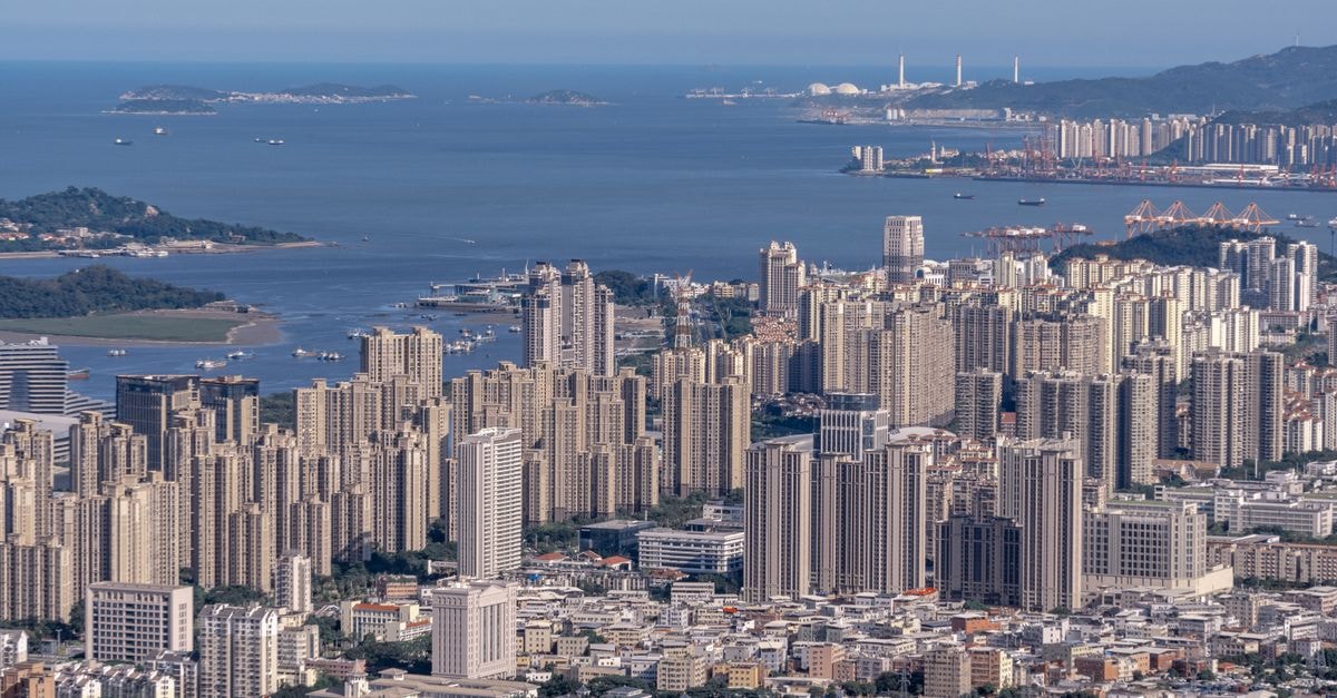 Niyibituronsa Hotel, Rumonge: Modern Lake-Tanganyika Gateway A breathtaking aerial view of Hong Kong's skyline showcasing dense skyscrapers and the harbor.