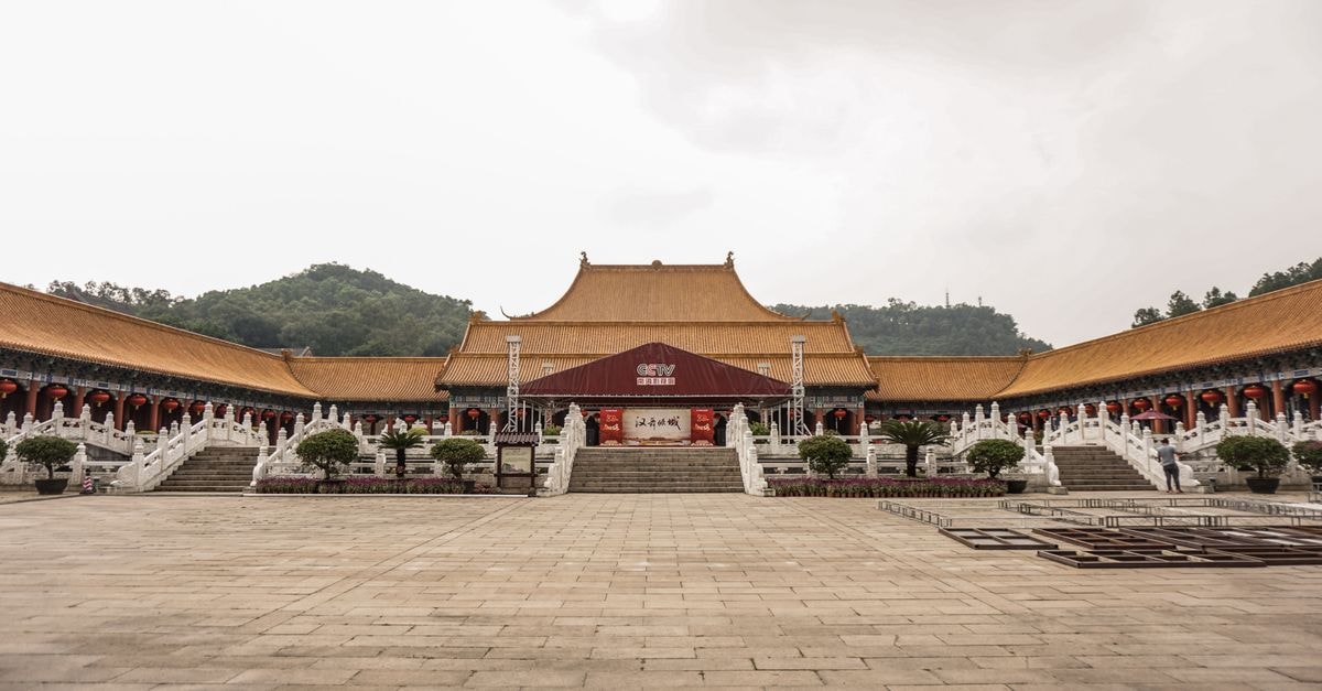 Explore the traditional architecture of a historic Chinese palace located in Tangshan.