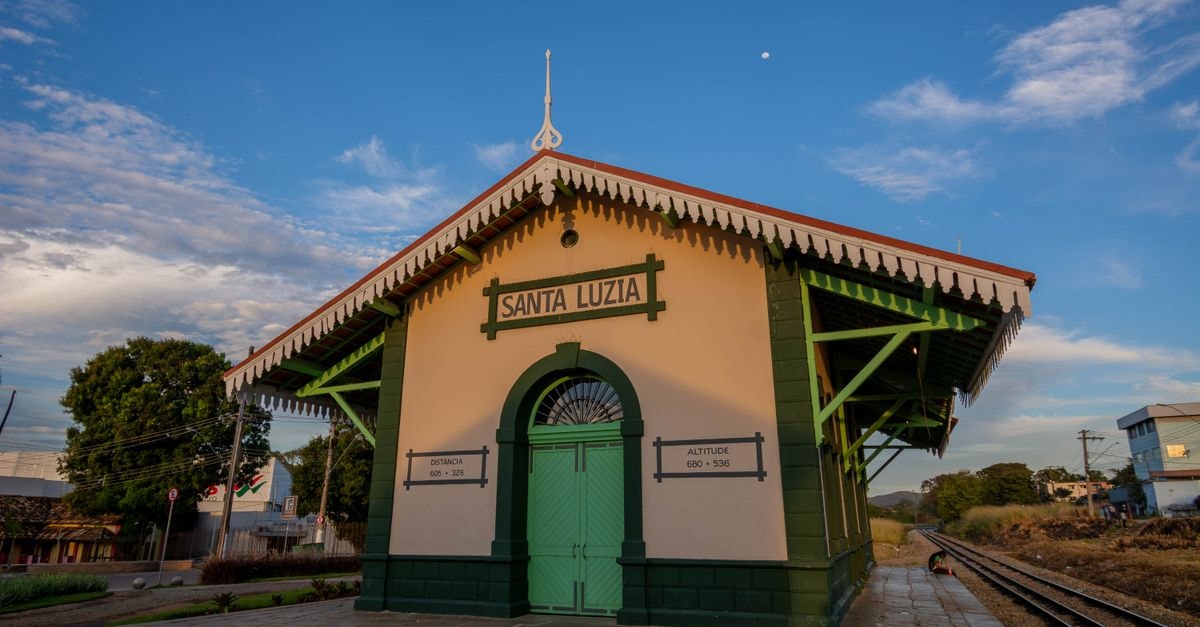 Beautiful view of Santa Luzia train station in Minas Gerais at dusk, showcasing architectural charm.