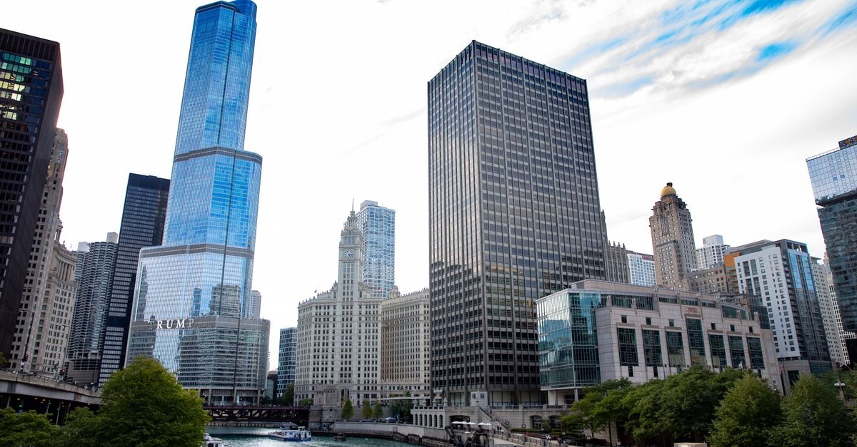 SpringHill Suites Chicago Chinatown in Chicago: All-Suite Stay in the Heart of Chinatown Stunning Chicago cityscape with iconic skyscrapers and river view.