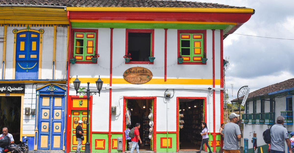 Popayán Travel Guide: The of Colombia Vibrant colonial architecture on a bustling street in Salento, Colombia.