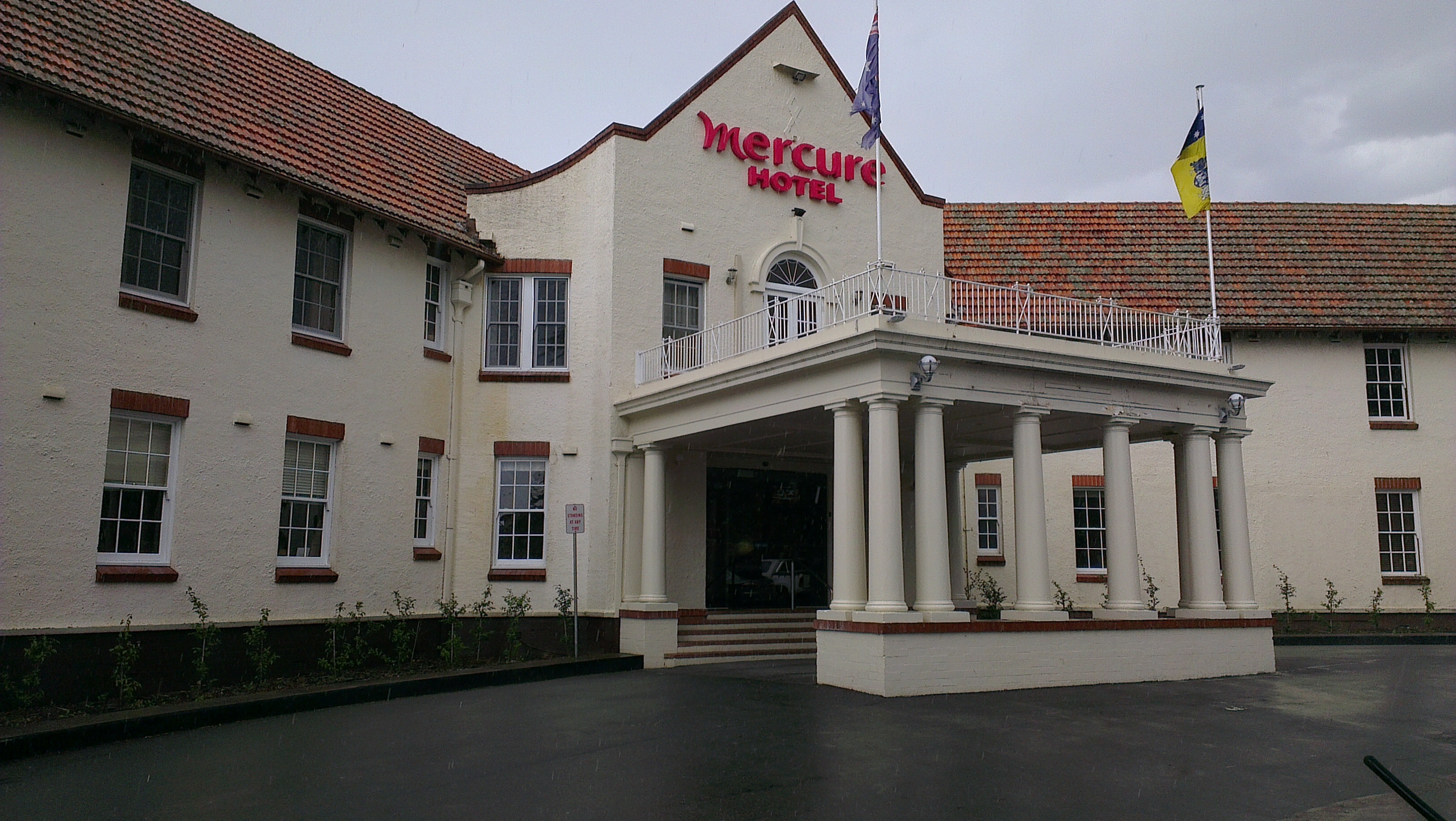 Mercure Canberra in Braddon: Heritage Stay Near the Capital's Icons Mercure Hotel Canberra.jpg