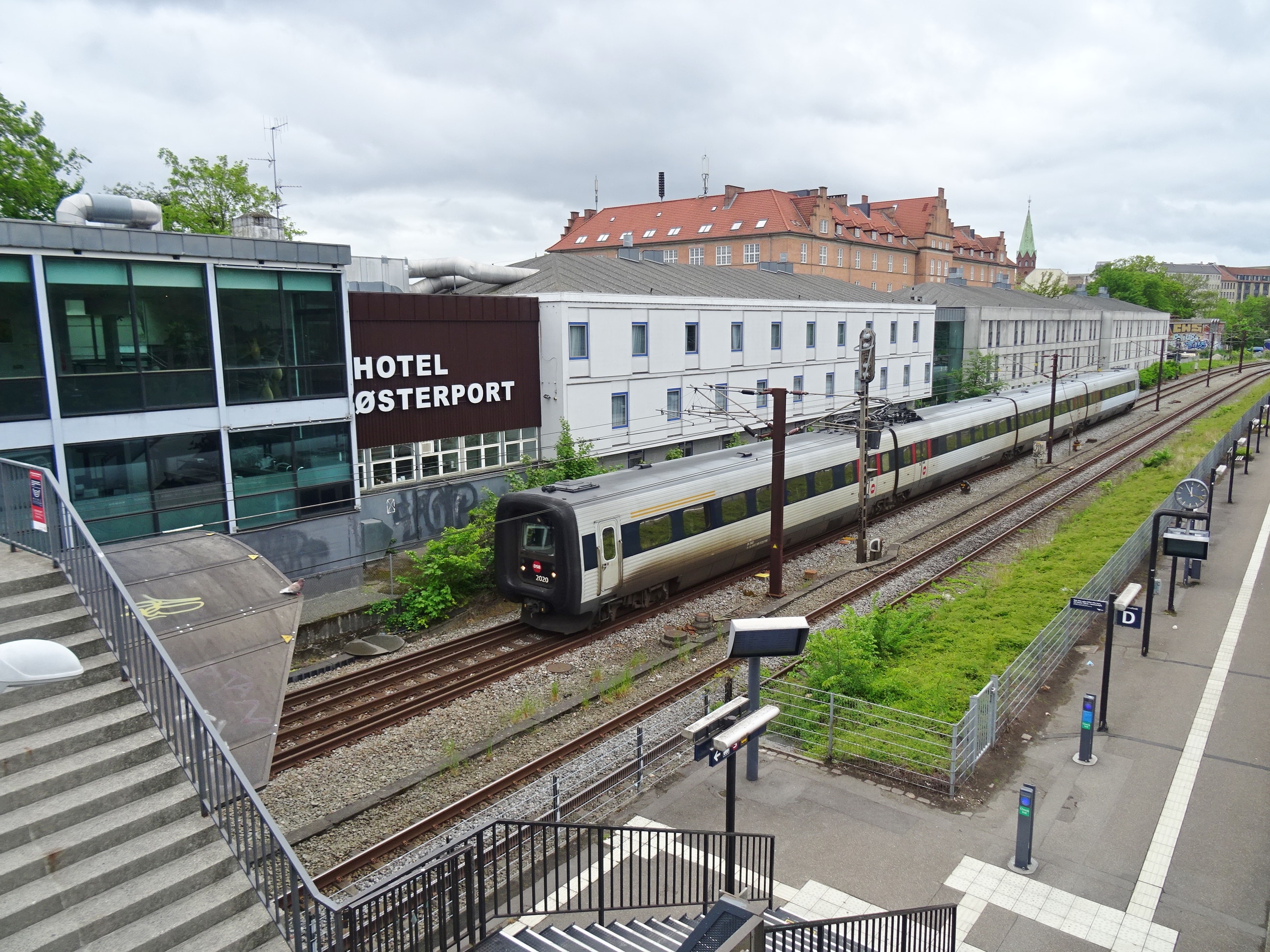 Go Hotel Østerport, Copenhagen: A Railway-Era Landmark Between Indre By and Østerbro DSB IR4 20 at Østerport Station.jpg