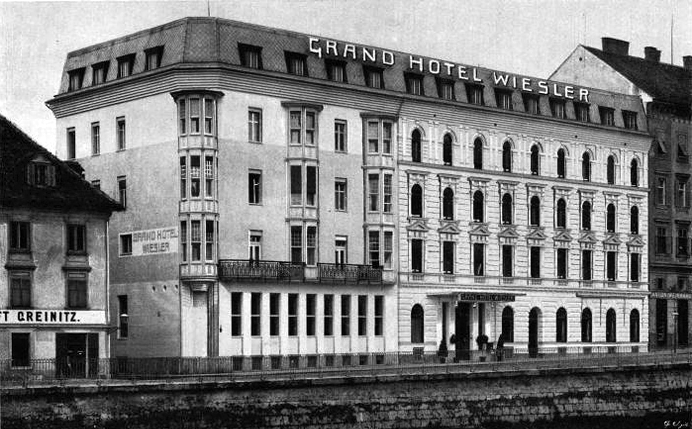 Grand Hôtel Wiesler in Graz: Riverside Old Town Stay Since 1909 Graz Grand Hotel Wiesler (1909).jpg