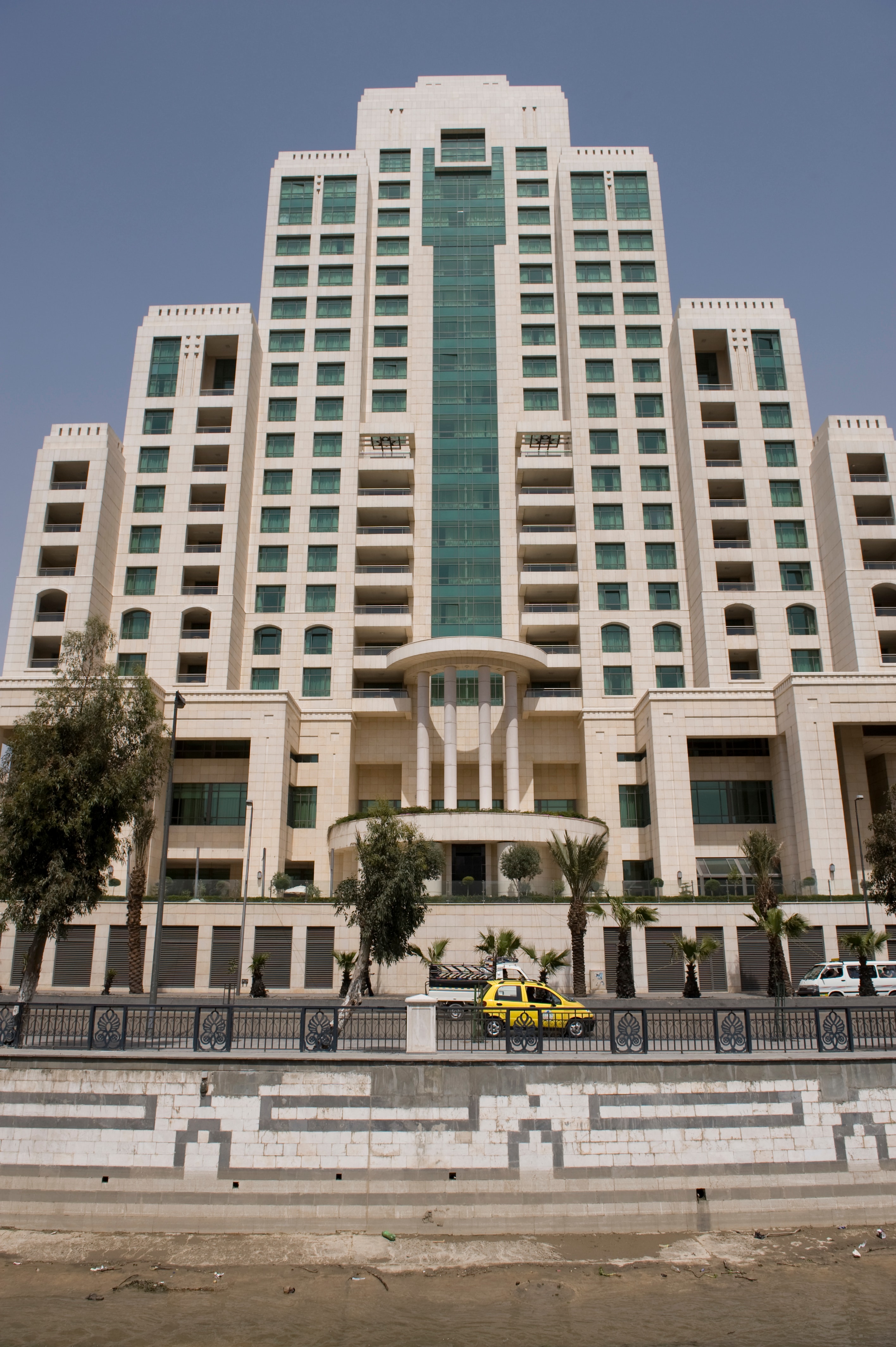 Four Seasons Hotel, Damascus: A 23-Story Landmark on Shukri Al Quatli Street Damascus Four Seasons Hotel 7683.jpg