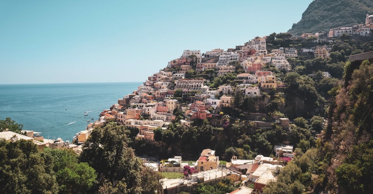Slow Days in Nyala: A Thoughtful Southern Darfur Travel Guide Explore the breathtaking beauty of Positano on the Amalfi Coast, with its stunning seaside cliffs and colorful architecture.
