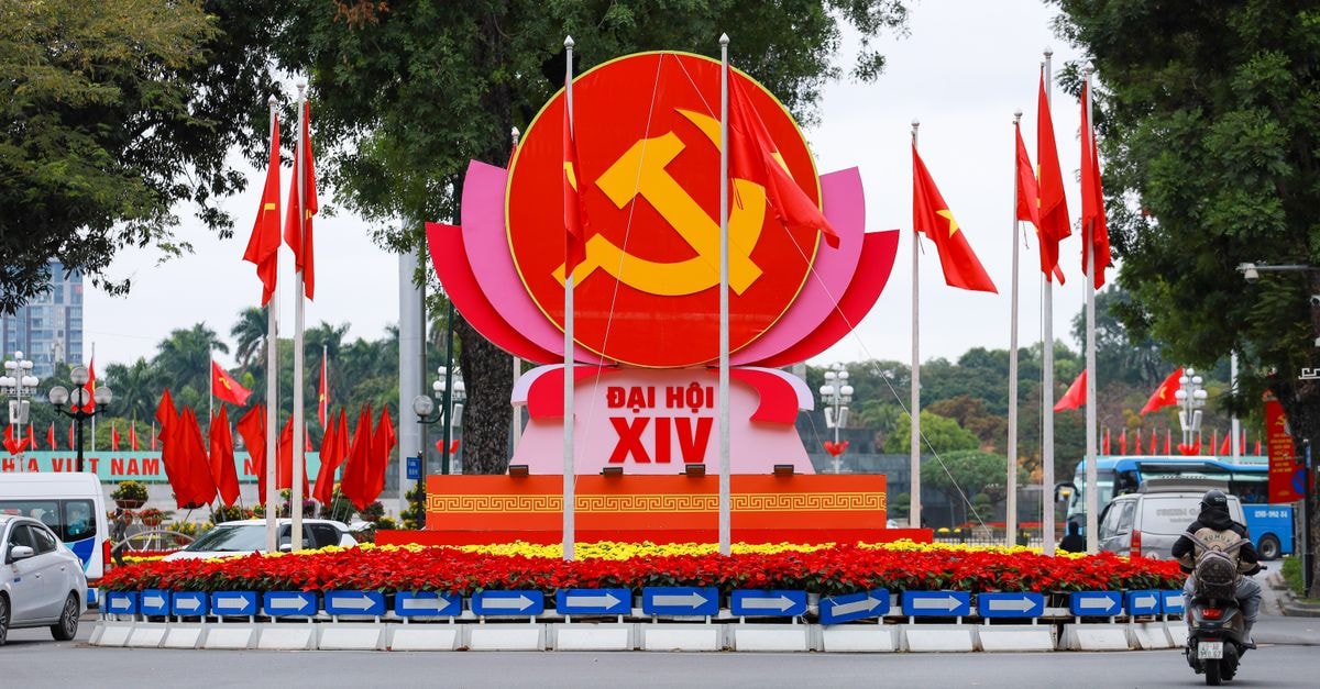 Ba Vi Travel Guide: Hanoi’s Closest Mountain Escape Iconic Communist symbol with flags in a Hà Nội city roundabout, vibrant display of national pride.