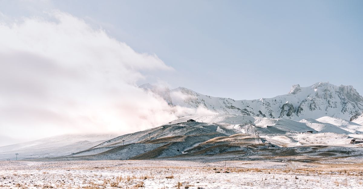 Breathtaking view of snowcapped Erciyes Mountain in Kayseri, Turkey during winter.