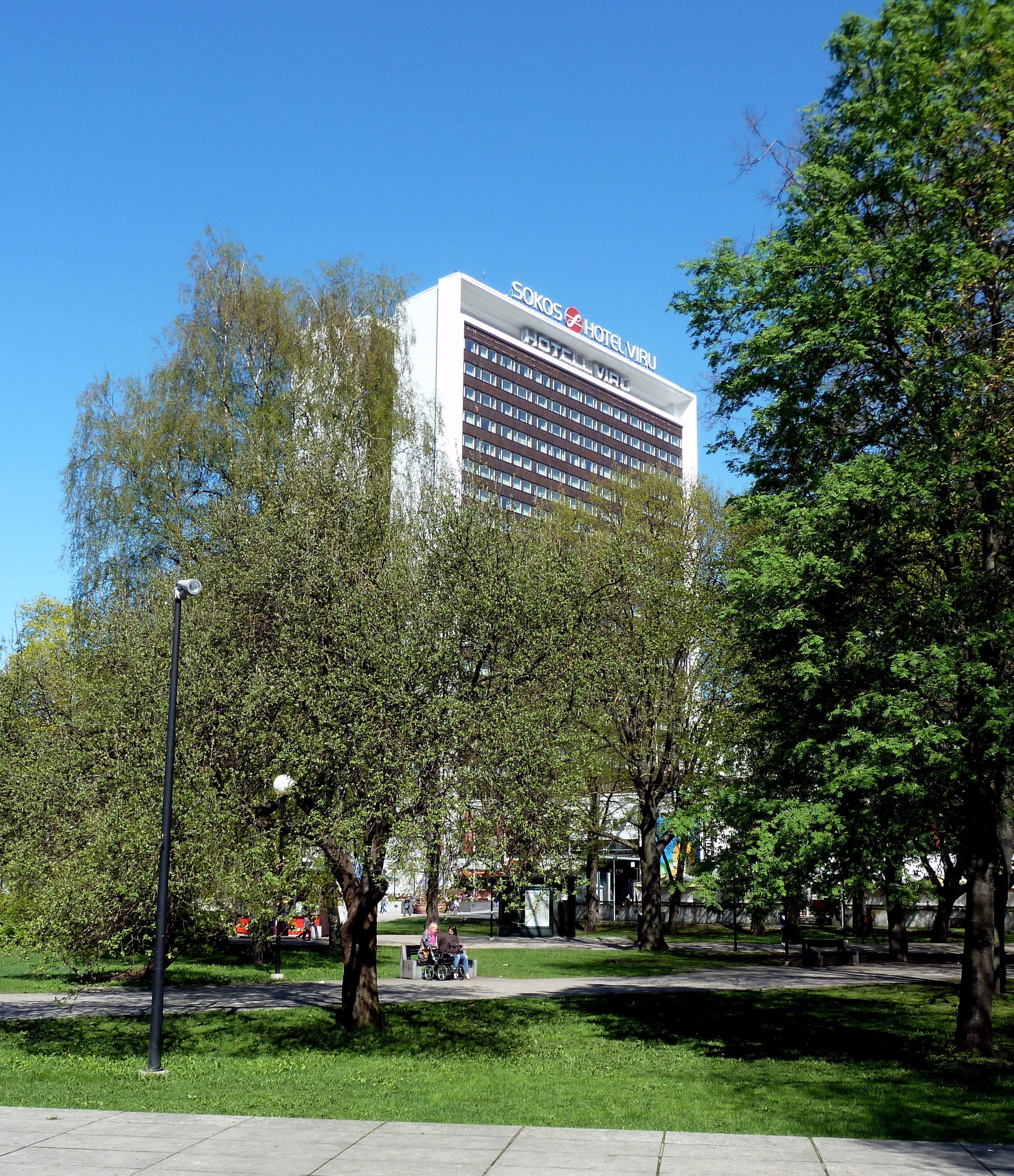 Sokos Hotel Viru   panoramio.jpg