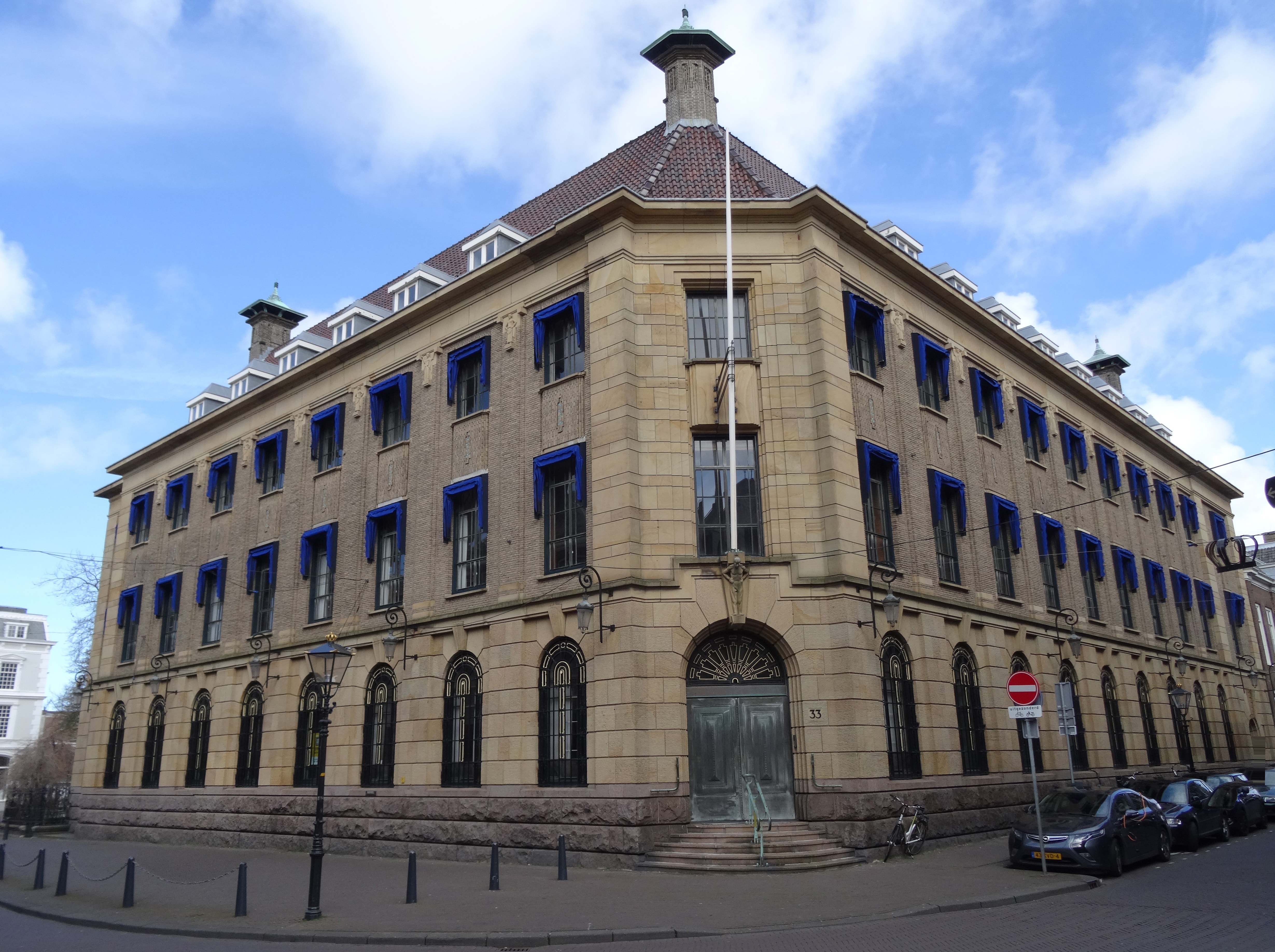 Hotel Indigo The Hague – Palace Noordeinde: A Restored Bank Reimagined Noordeinde 33 The Hague.JPG