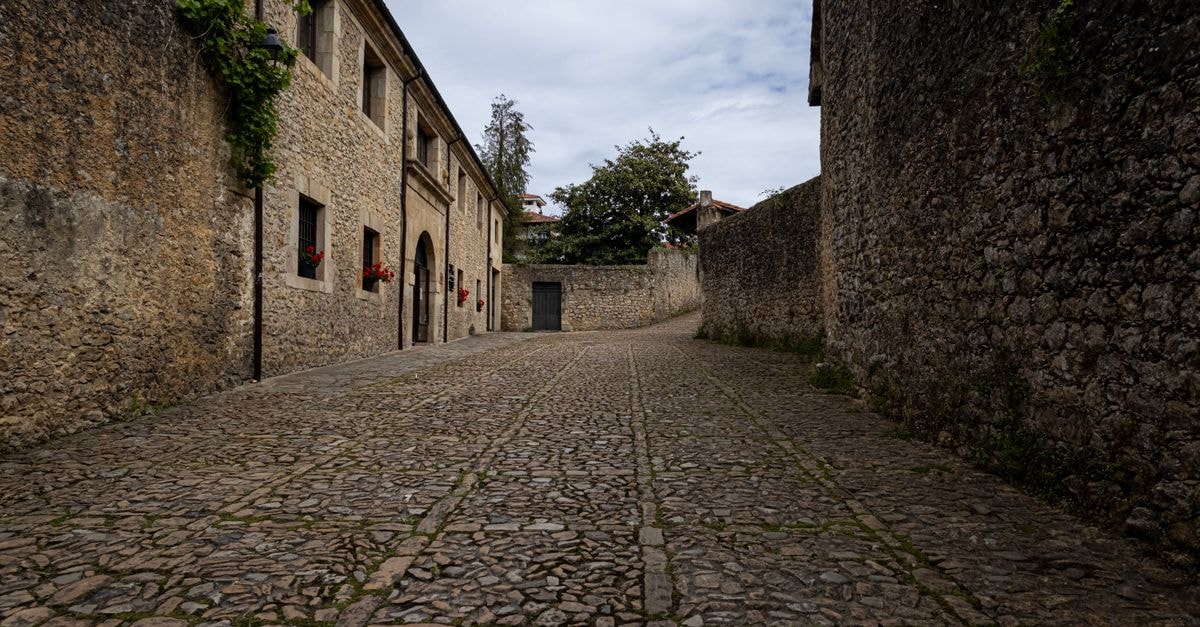 Salamanca, Spain Travel Guide: Stone, Scholarship and Slow Streets Stone buildings and cobblestone street in Santillana del Mar, Cantabria.
