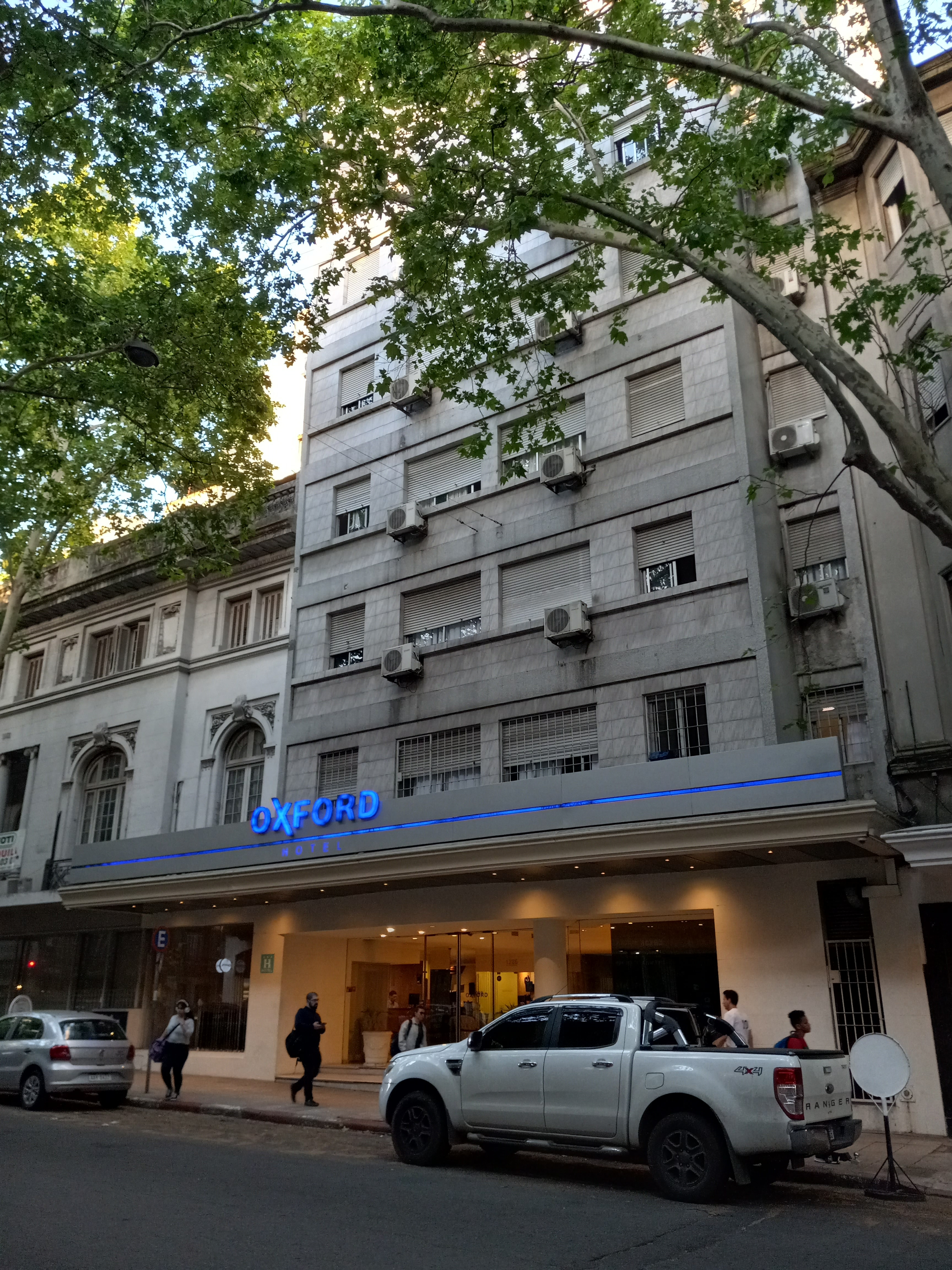 Oxford Hotel in Montevideo: A Boutique Stay on Paraguay Street Oxford Hotel (1).jpg