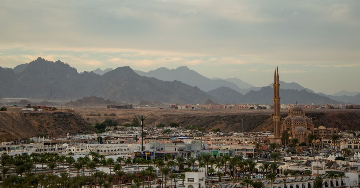 Breathtaking view of Sharm El Sheikh with mosque and desert mountains. Ideal vacation destination in Egypt.