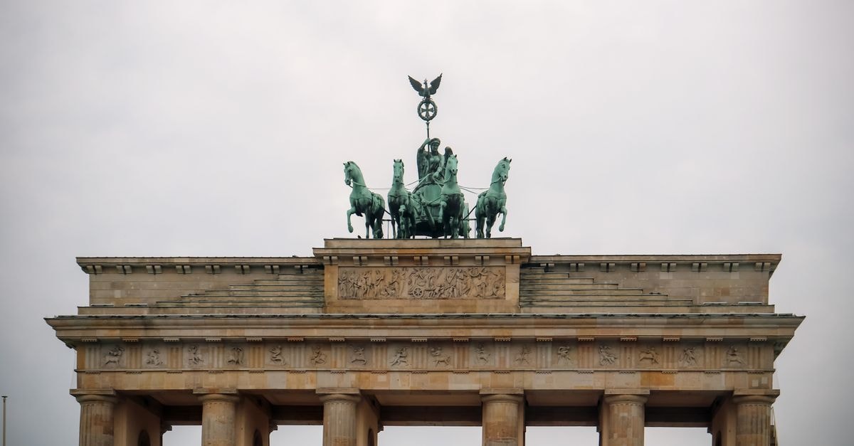 Berlin travel guide: layers of history and modern craft The historic Brandenburg Gate in Berlin, a symbol of Germany's unity and history.