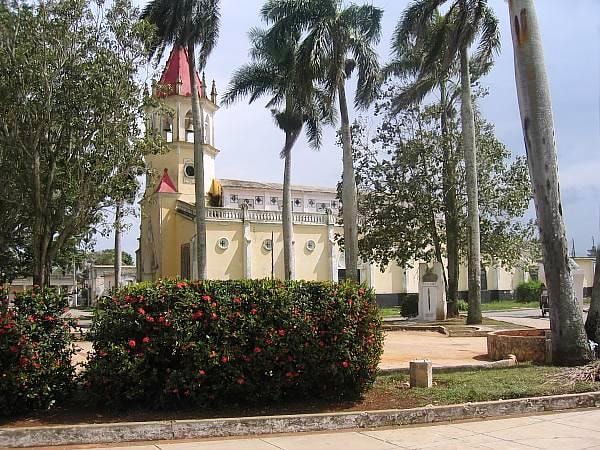 Catholic Church in San José de las Lajas.jpg