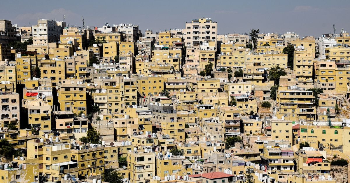 Amman Travel Guide: A City That Quietly Earns Its Days Dense urban landscape of residential buildings in Amman, showcasing city life and architecture.