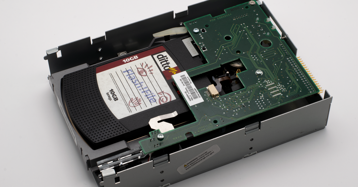 Boeing 737 Max 10 Wins FAA Approval After Years of Delays Close-up of a 10GB Ditto Max drive showcasing vintage data storage technology.