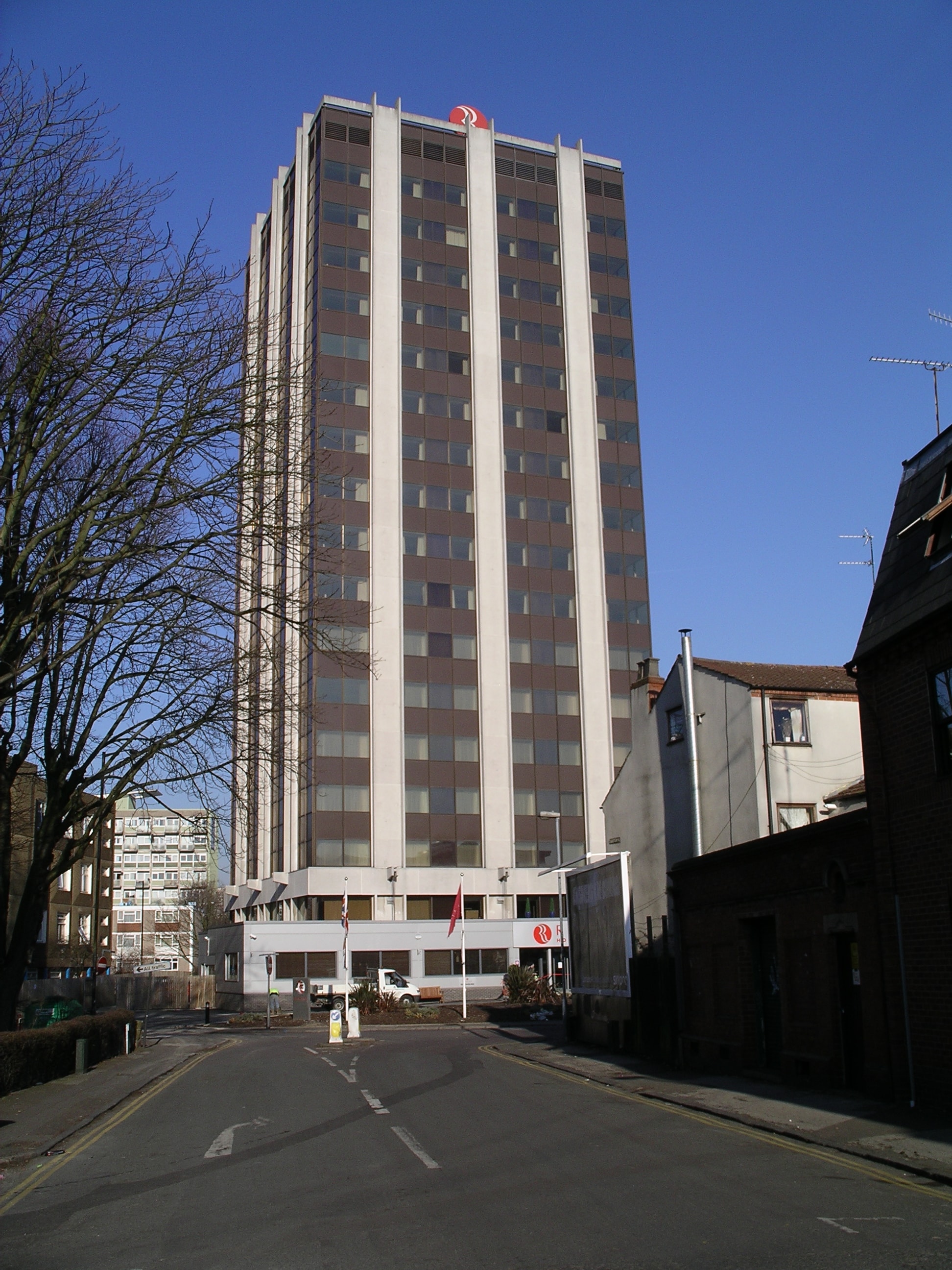 Ramada Hotel   Coventry 13f08.JPG