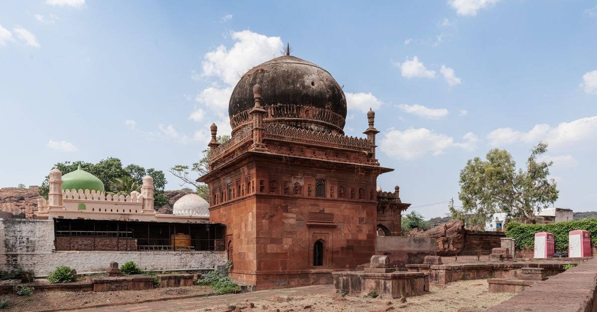 Chandrapur Travel Guide: Planning Tips, Costs and Things to Do Explore the ancient architectural beauty of Badami, Karnataka with its stunning domed structures.