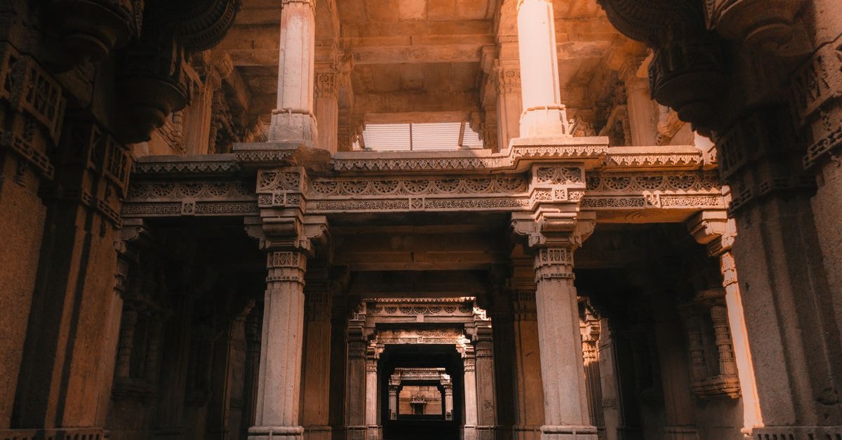 Explore the stunning details of Adalaj Stepwell, showcasing ancient Indian architecture.