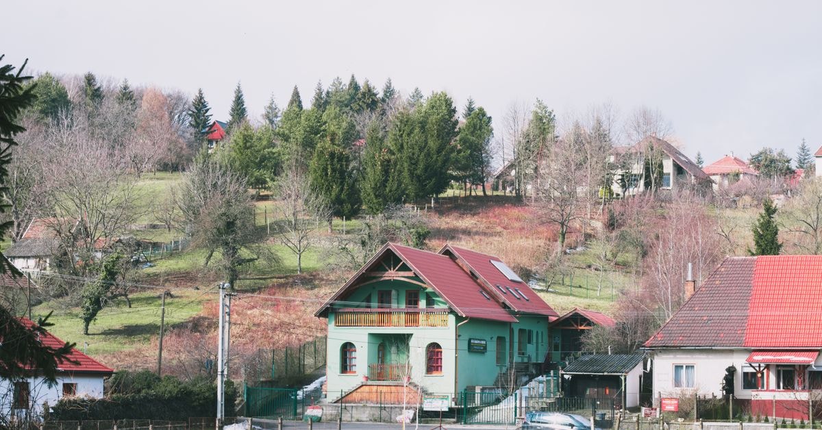 Salgotarjan Travel Guide: Quiet Hills, Old Coal Town Charm Idyllic spring view of houses and hills in Parádsasvár, Hungary.