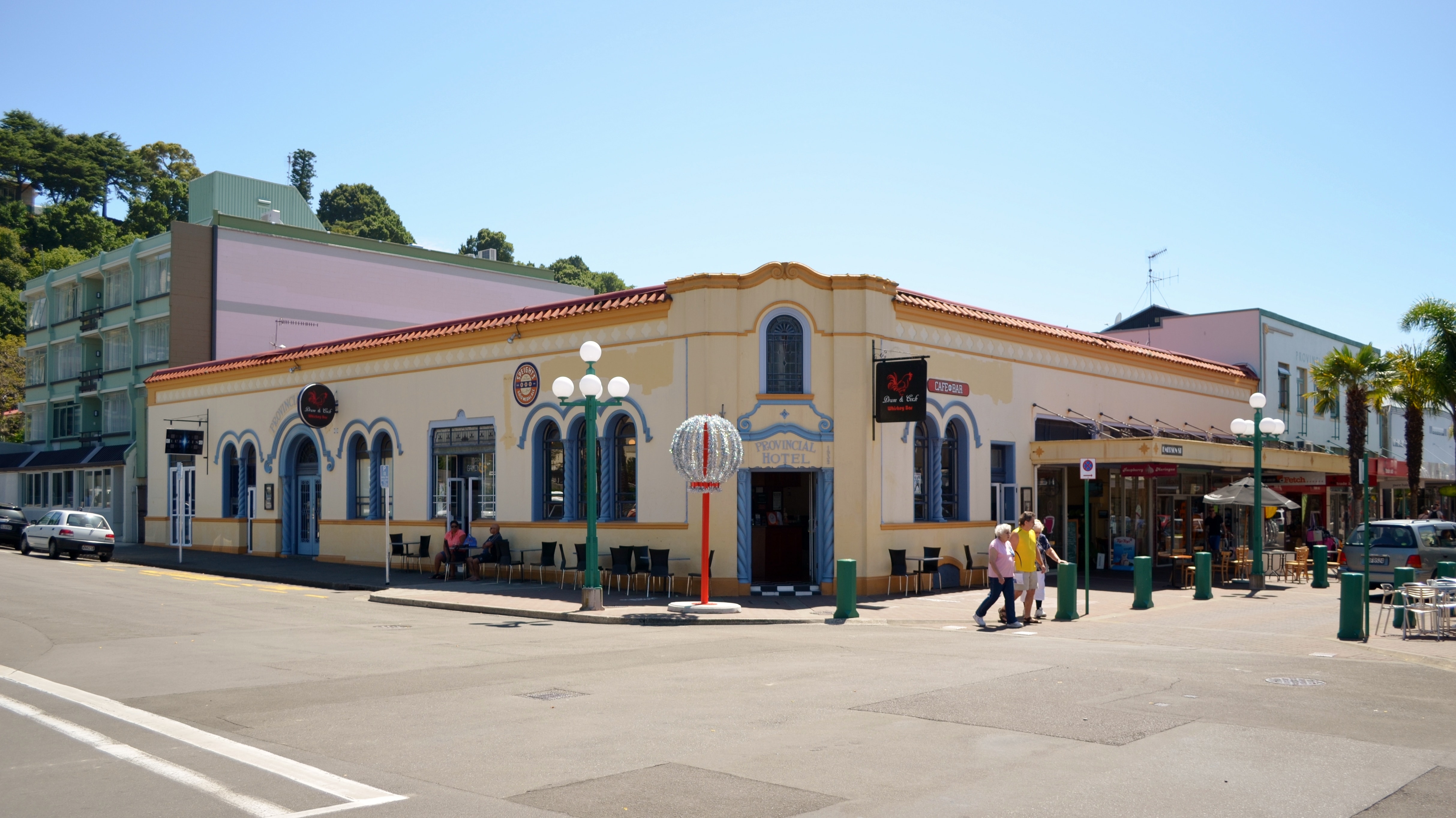 Expressotel in Napier City: A Square-Side Pocket of Hawke's Bay Provincial Hotel, Napier, 2013 (01).jpg