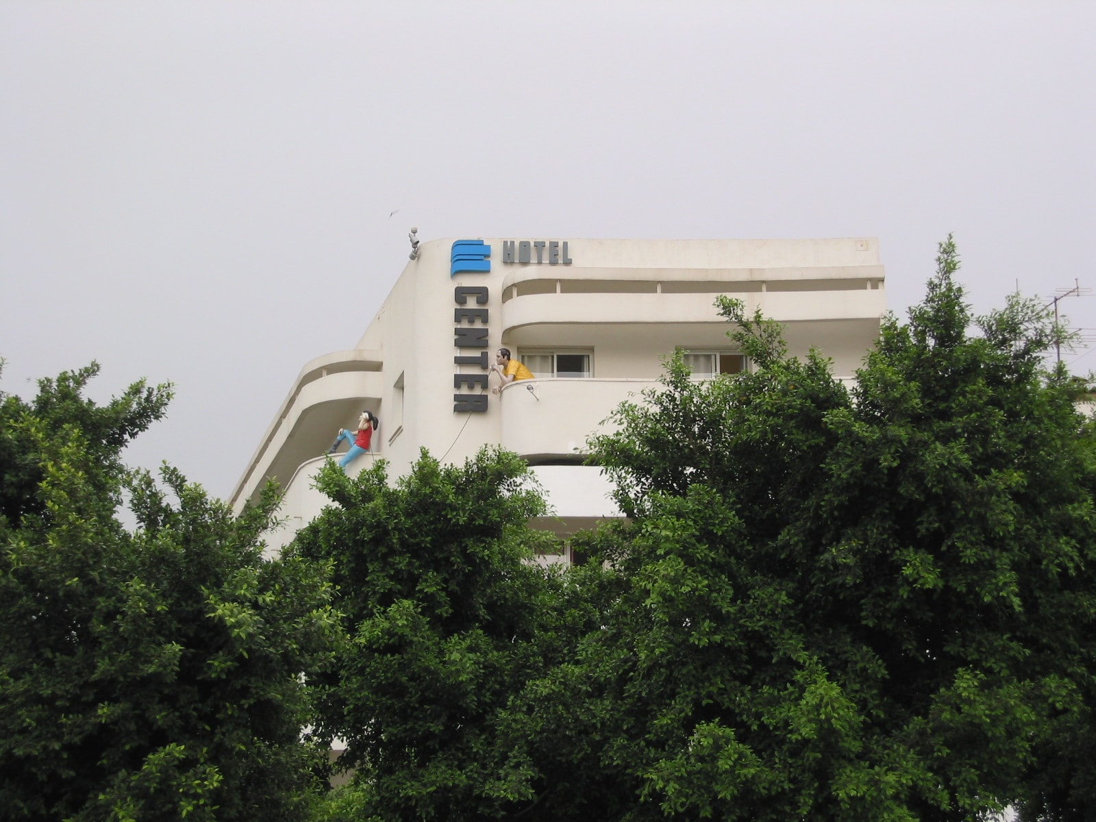 Hotel Center Dizengoff.JPG