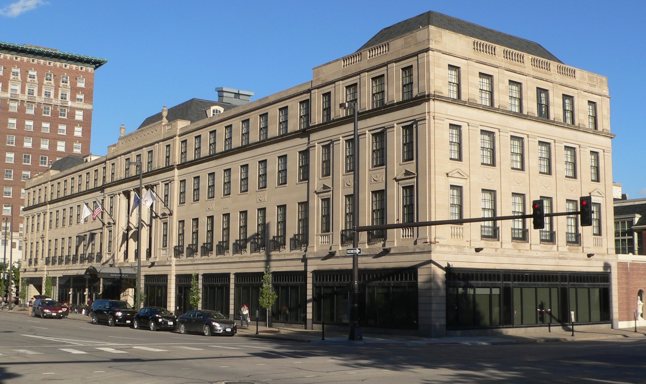 Aquila Court (Omaha) from NW 1.JPG