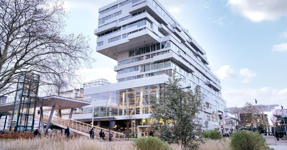 Eindhoven travel guide: design energy and easy Dutch connections Stunning modern architecture in Utrecht, Netherlands under a clear blue sky.