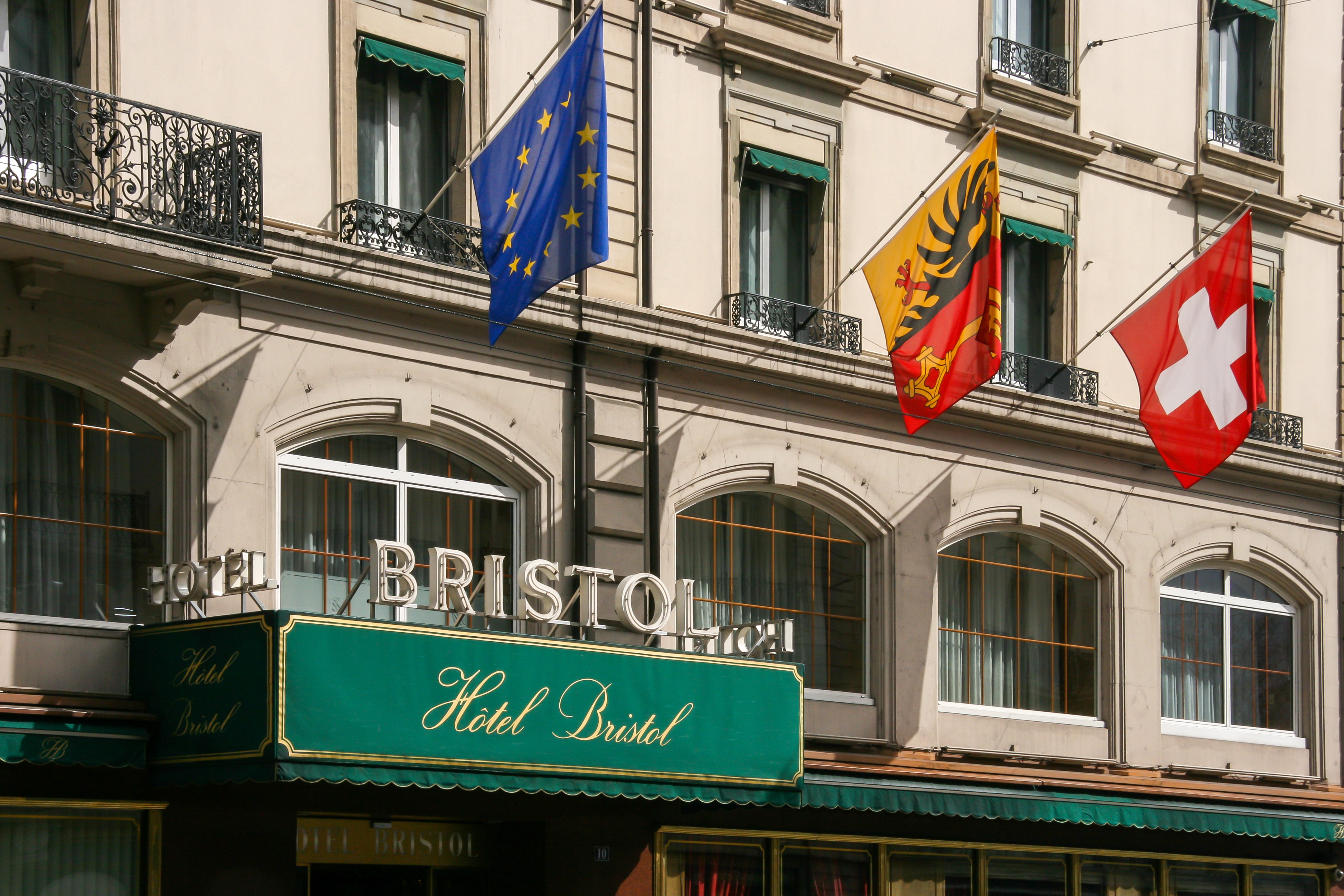 Hotel Bristol, Geneva.jpg